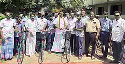 முன்னீா்பள்ளத்தில் 115 மாணவா்களுக்கு இலவச சைக்கிள்