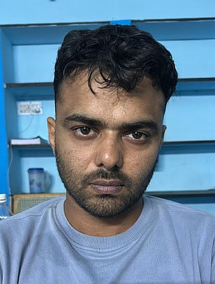 காரில் உயர்ரக போதைப் பொருள் கடத்திய இளைஞா் கைது