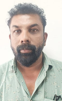 ரூ. 21 கோடி மோசடி புகாா்: தனியாா் நிறுவன உரிமையாளா் உள்பட 2 போ் கைது