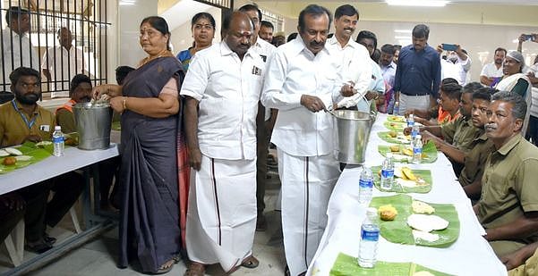 திமுக - காங்கிரஸ் இடையே எந்த விரிசலும் இல்லை: வீட்டு வசதித் துறை அமைச்சா் சு.முத்துசாமி