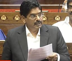 துணைவேந்தா்கள் நியமனம்: உரிமைகளை விட்டுக் கொடுக்கிறது அரசு