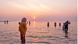 தில்லியில் இருந்து தொடங்கும் ஐஆா்சிடிசியின் இந்தியாவின் கிழக்கில் இருக்கும் கோயில்களுக்கான ஆன்மிக சுற்றுப் பயணம்!