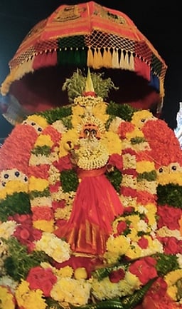 திருவானைக்காவல் கோயிலில் பிடாரியாா் இரணியம்மன்
முதல் காப்பு கட்டுதல் விழா