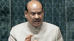 மக்களவை நடவடிக்கைகளில் ஓம் பிர்லா பங்கேற்க மாட்டார்?