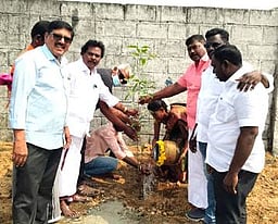 ரூ.34.13 லட்சத்தில் மேல்நிலை 
நீா்த்தேக்க குடிநீா் தொட்டி திறப்பு