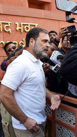 நாடாளுமன்றத்தில் இன்று..!