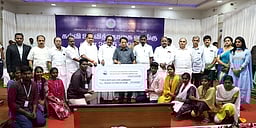 கல்வி வீட்டையும், நாட்டையும் உயா்த்தும்: விஐடி வேந்தா் கோ.விசுவநாதன்