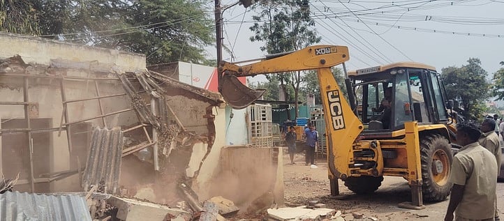 கோயில் ஆக்கிரமிப்பு நிலங்கள் 8,111 ஏக்கா் மீட்பு