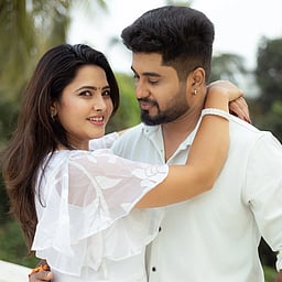 திருமண பந்தத்தில் இணைந்த சின்ன திரை பிரபலம்!