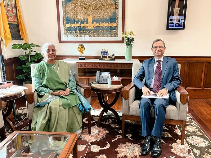 நிர்மலா சீதாராமனுடன் ஆர்பிஐ ஆளுநர் சந்திப்பு! 