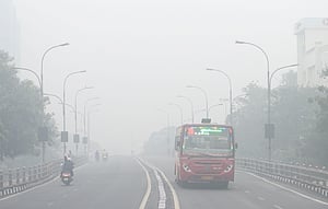 சென்னை, புறநகர் பகுதிகளில் வழக்கத்தைவிட அதிக பனிப்பொழிவு - வாகன ஓட்டிகள் அவதி!