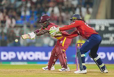 இங்கிலாந்தை வீழ்த்தியது மேற்கிந்தியத் தீவுகள்