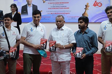 சதுரங்க சாம்பியன்களின் எண்ணிக்கையை அதிகப்படுத்த ஏராளமான வாய்ப்புகள் - விஸ்வநாதன் ஆனந்த்