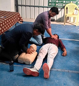 சூயஸ் ஊழியா்களுக்கு முதலுதவி பயிற்சி