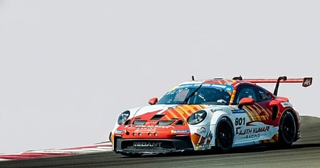 அஜித் குமாா் ரேஸிங் அணிக்கு
ஸ்பான்சரான நோவா லைஃப் ஸ்பேஸ்