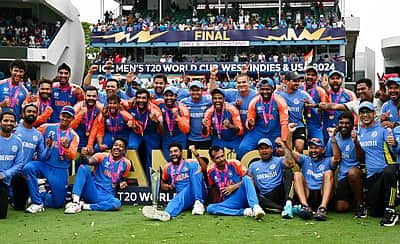 13 ஆண்டுகள் காத்திருப்பை  நிறைவேற்றிய ‘ரோ - கோ’ மேஜிக்! 
2024 டி20 உலகக் கோப்பை ரீவைண்ட்!!