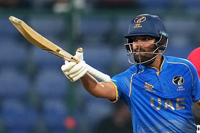 ஆர்யன்ஷ் சர்மா, சோஹைப் கான் அரைசதம்; கனடாவை வீழ்த்திய ஐக்கிய அரபு அமீரகம்!