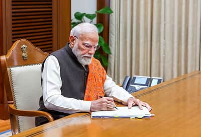 சேவா தீர்த்! பிரதமர் மோடி கையெழுத்திட்ட முதல் கோப்புகள் என்னென்ன?