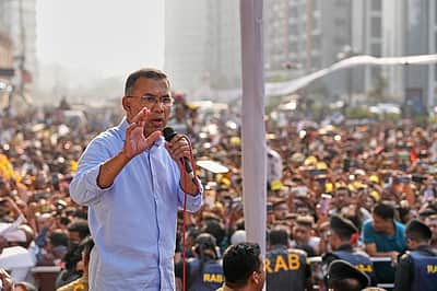 வங்கதேசத்தின் பிரதமராகும் ’டார்க் பிரின்ஸ்’! யார் இந்த தாரிக் ரஹ்மான்!