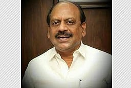 ஸ்ரீபெரும்புதூா் ஒன்றியத்தில் ரூ. 5.44 கோடியில் கட்டப்பட்ட கட்டடங்கள்: அமைச்சா் தா.மோ.அன்பரசன் திறந்து வைத்தாா்