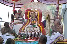 சூரிய பிரபை வாகனத்தில் கல்யாண வெங்கடேஸ்வர சுவாமி புறப்பாடு