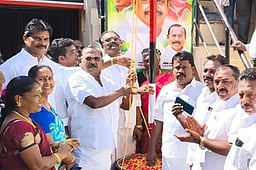 தூத்துக்குடியில் அதிமுக மாநில 
வா்த்தகரணி அலுவலகம் திறப்பு