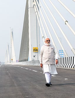 வங்கதேசத்தில் புதிய அரசு பதவியேற்பு விழா - சிறப்பு விருந்தினராகப் பிரதமர் மோடி..?