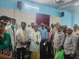 ஹஜ் யாத்ரீகா்களுக்கு தடுப்பூசி முகாம்