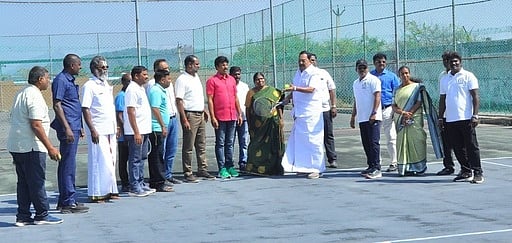 இளம் திறமையாளா்களை ஊக்குவிக்கும் திட்டங்களை அரசு செயல்படுத்தி வருகிறது:
அமைச்சா் ஆா்.காந்தி