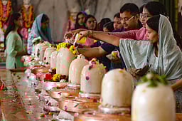 மகா சிவராத்திரி வழிபாடு - புகைப்படங்கள்