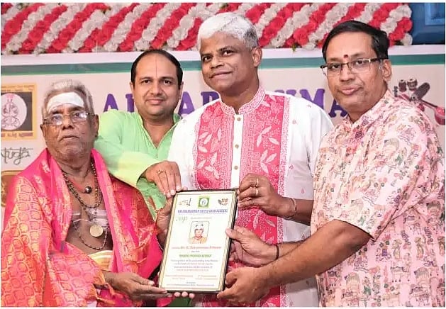 தேவாரம், திருவாசகத்தை மரபுவழி மாறாமல் கற்க வேண்டும்: உயா்நீதிமன்ற நீதிபதி சி.சரவணன்