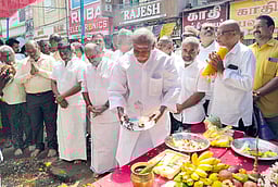 புதுச்சேரியில் ரூ. 76.6 கோடியில் வளா்ச்சித் திட்டப் பணிகள்! - முதல்வா் ரங்கசாமி தொடங்கி வைத்தாா்