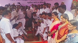 உளுந்தூா்பேட்டை அரசுக் கல்லூரி 
புதிய கட்டடப் பணிகள் தொடக்கம்