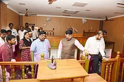 வளா்ச்சித் திட்டப் பணிகள்: ஆட்சியா் ஆய்வு