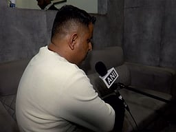 துவாரகா காா் விபத்து: நீதிமன்ற முடிவுகளுக்குக் கட்டுப்படுவேன்
காரை ஓட்டிச் சென்ற சிறுவனின் தந்தை உறுதி