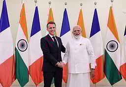 பாதுகாப்பு, திறன் மேம்பாடு, செய்யறிவு.. இந்தியா - பிரான்ஸ் இடையே 20 ஒப்பந்தங்கள் கையொப்பம்!