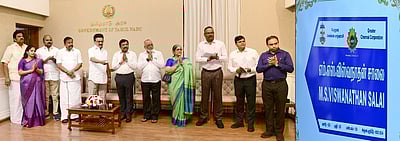 தெருக்களுக்கு பழம்பெரும் கலைஞா்கள் பெயா்: முதல்வா் மு.க.ஸ்டாலின் திறந்து வைத்தாா்