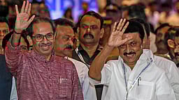 ‘இந்தியா’ கூட்டணிக்கு மம்தா அல்லது ஸ்டாலின் தலைமை - விரைவில் முடிவெடுக்க உத்தவ் சிவசேனை வலியுறுத்தல்