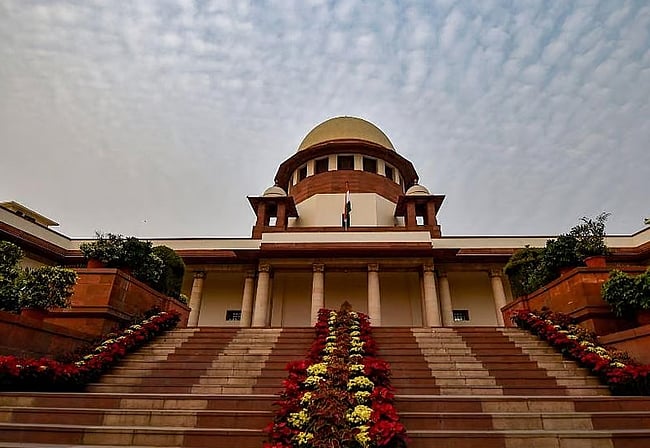 தமிழ்நாடு வக்ஃப் வாரிய செயல்பாடு நிறுத்தப்பட்டதற்கு உச்சநீதிமன்றம் இடைக்கால தடை விதித்தது