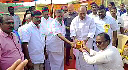 ரூ.127 கோடியில் வளா்ச்சித் திட்டப் பணிகள் முதல்வா் ரங்கசாமி தொடங்கி வைத்தாா்