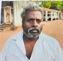 மணல் திருட்டில் சிக்கியவா் குண்டா் சட்டத்தில் கைது