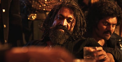 டாக்ஸிக் டீசர் வெளியானது!