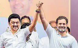 திமுக கூட்டணி! கை கொடுக்குமா, காலை வாருமா காங்கிரஸ்?