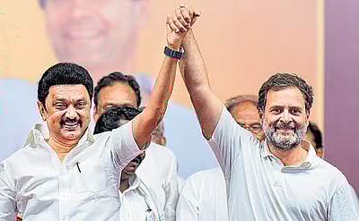 திமுக கூட்டணி! கை கொடுக்குமா, காலை வாருமா காங்கிரஸ்? 