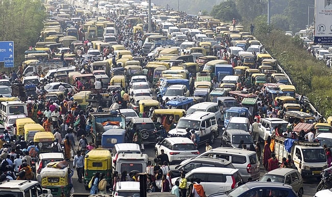 தேசியத் தலைநகரில் போக்குவரத்து நெரிசல்