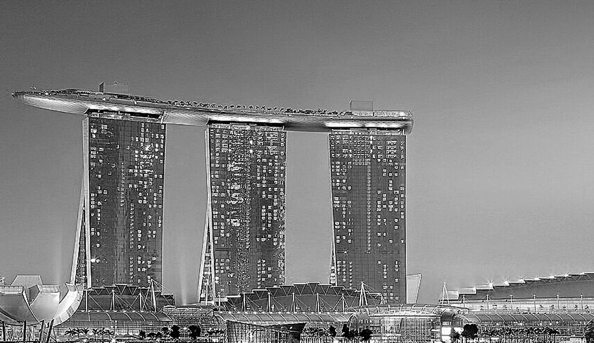 எவ்ளோ பெரிசு...