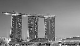 எவ்ளோ பெரிசு...