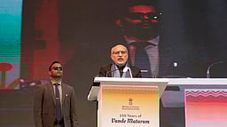 தமிழகத்தில் தேசியம் ஒருபோதும் வீழாது! - குடியரசு துணைத் தலைவா் சி.பி. ராதாகிருஷ்ணன்!