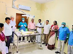 தென்காசியில் சமூக நாய்களுக்கு
கட்டுப்பாடு அறுவை சிகிச்சை தொடக்கம்