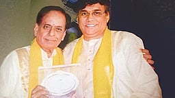 விசில் வித்தகர்...